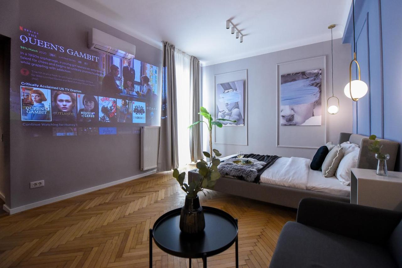 Modern Stay - Central Studios With Wall Projector Near Radisson Букурещ Екстериор снимка