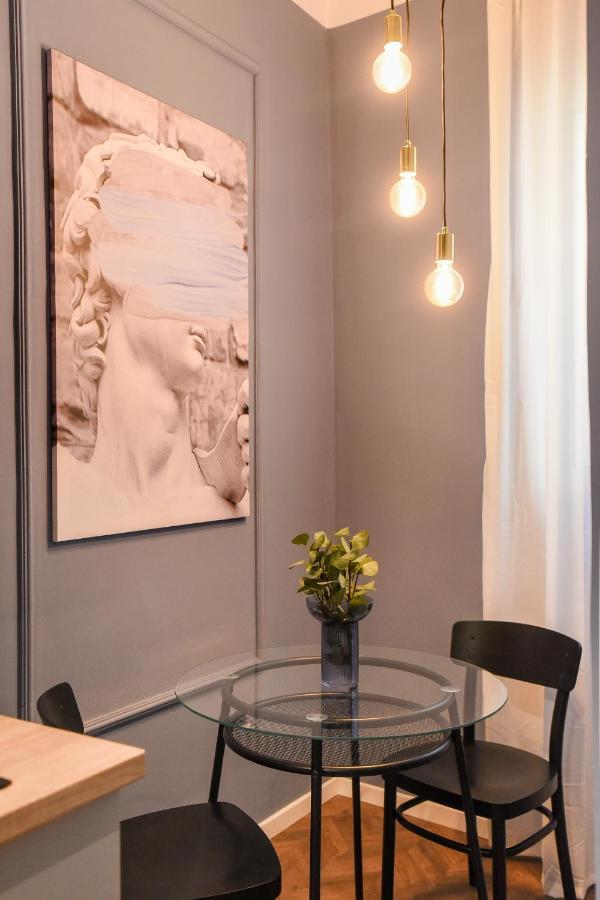Modern Stay - Central Studios With Wall Projector Near Radisson Букурещ Екстериор снимка