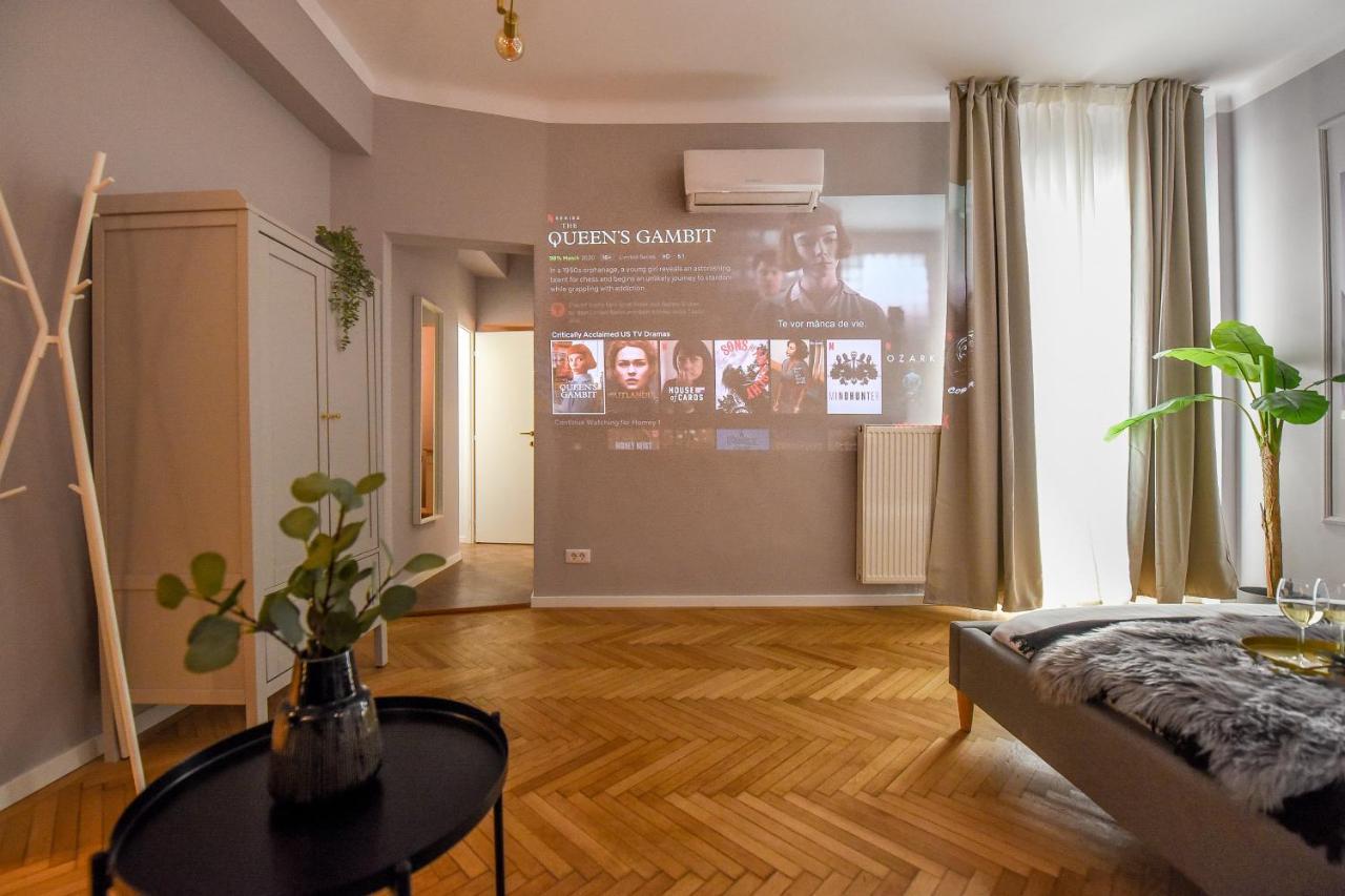 Modern Stay - Central Studios With Wall Projector Near Radisson Букурещ Екстериор снимка