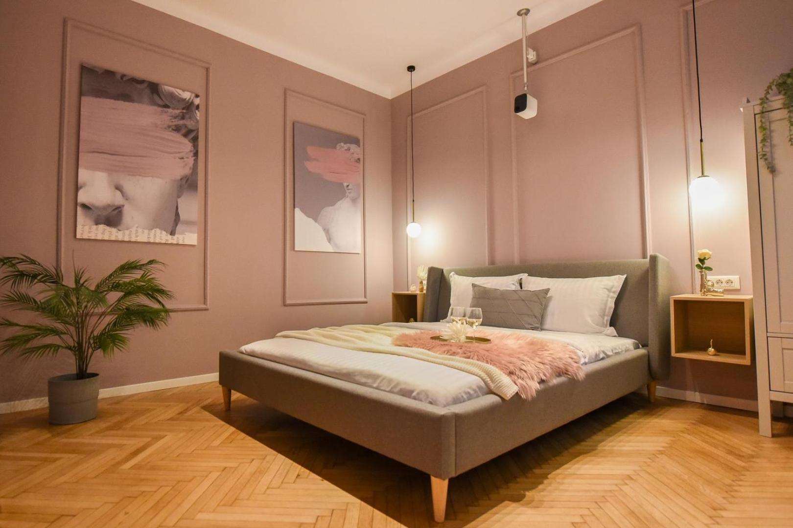 Modern Stay - Central Studios With Wall Projector Near Radisson Букурещ Екстериор снимка